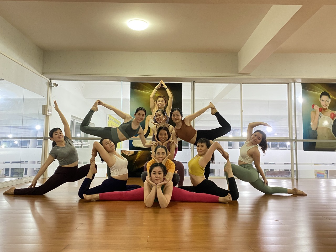 clb lê hạnh yoga gym aerobic quận 7 2